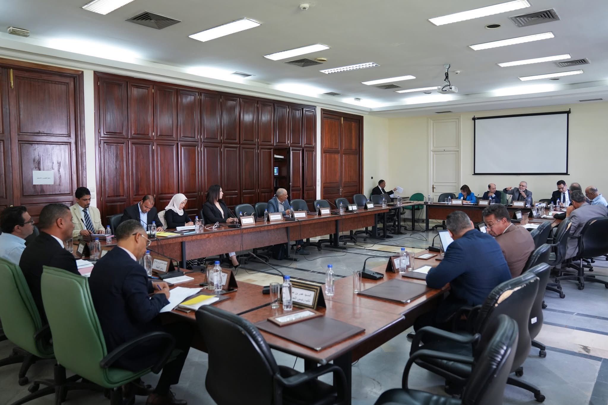 جلسة استماع بالبرلمان حول مقترح قانون يتعلق بتنظيم ممارسة نشاط التسويق والترويج عبر الانترنت