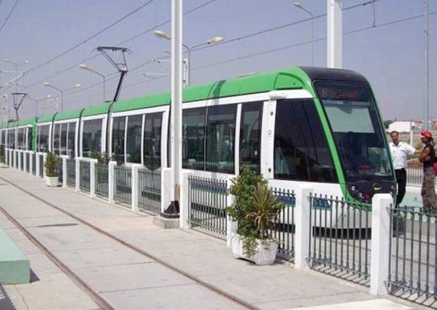 حياد عربة المترو رقم 6 عن السكة على مستوى محوّل السكة محمد علي