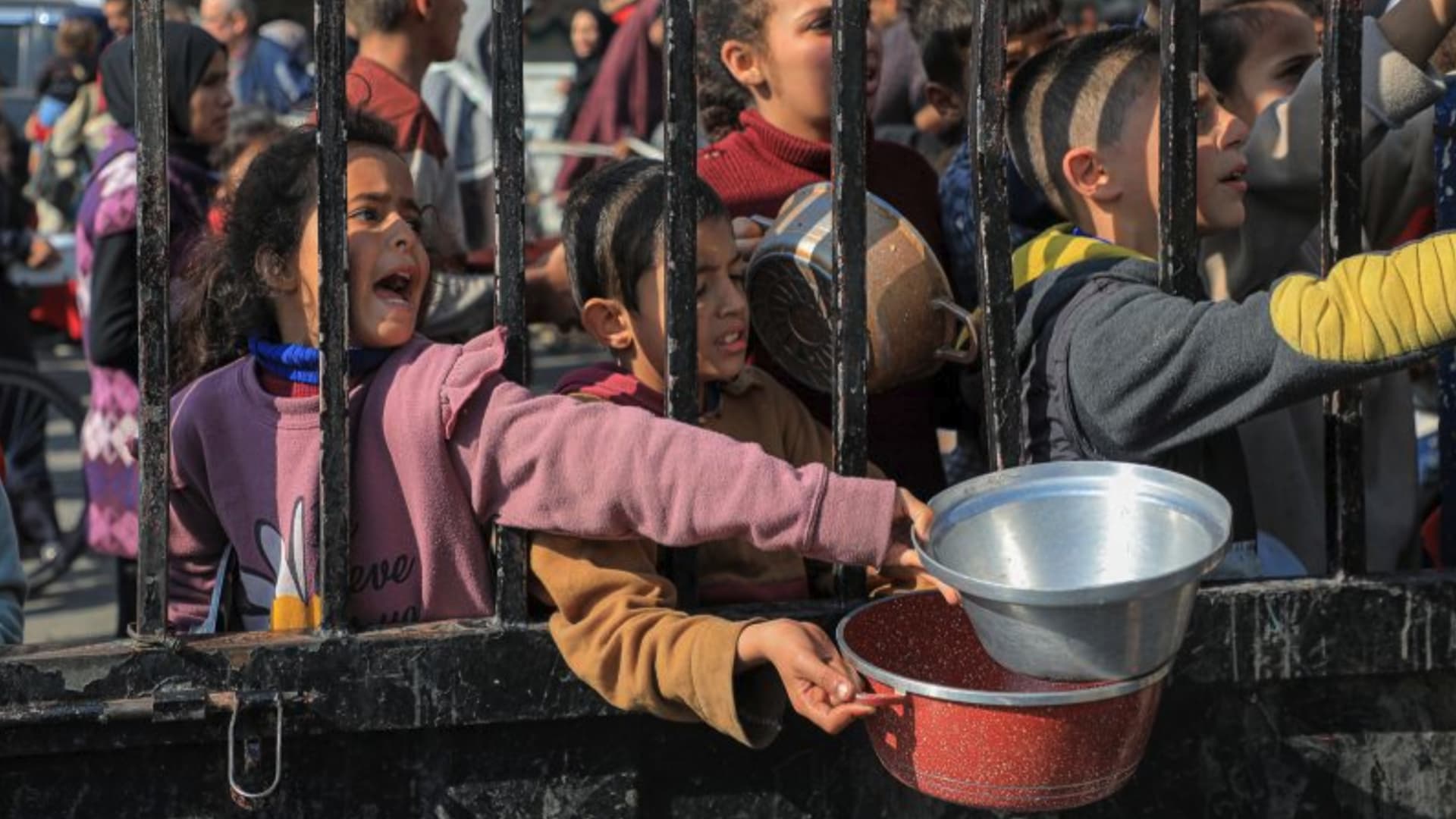 العدوان الصهيوني: منظمة الصحة العالمية تحذر من خطر المجاعة في غزة