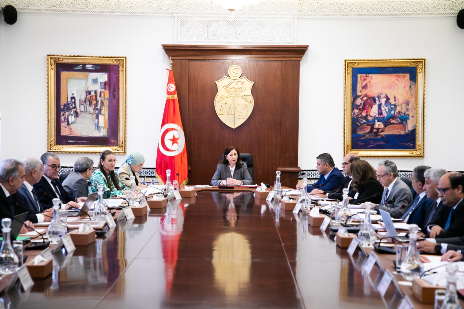 رئيسة الحكومة تدعو في مجلس وزاري الى تسريع انجاز المشاريع العمومية ذات الطابع الاقتصادي والاجتماعي