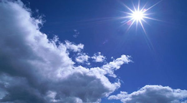 طقس مغيم جزئيا بأغلب الجهات والحرارة في انخفاض طفيف