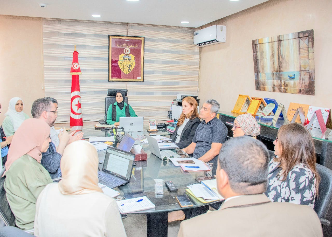 وزارة التشغيل: تكوين لجنة قيادة ولجنة عمل فنية خاصة بالمنصة الرقمية للشركات الأهلية