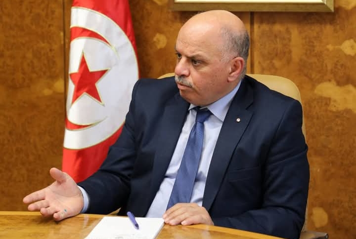 وزير النقل يوصي بالتفكير في إرساء مشروع لوجستي نموذجي قابل للتطوير إلى نظام شامل ومرن