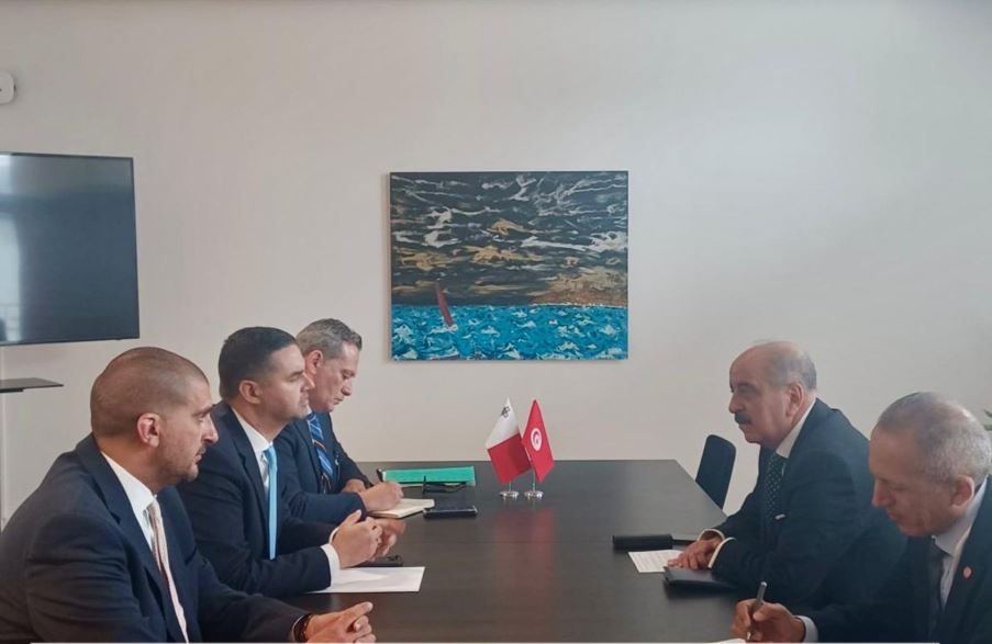 وزير الخارجية يجري ببروكسال عديد المشاورات مع رؤساء الوفود حول التعاون المشترك وحشد الجهود للقضية الفلسطينية 