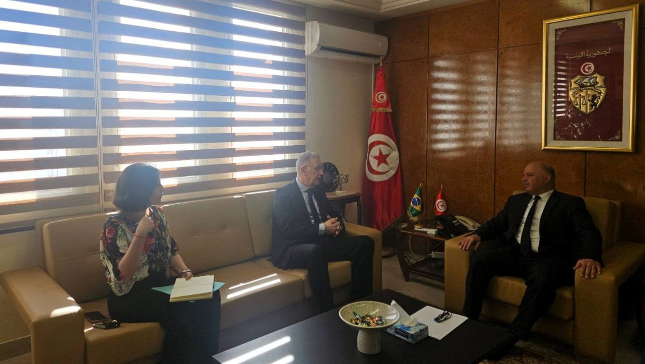 سفير البرازيل بتونس يؤكد اهتمامه بالوجهة التونسية على المستوى السياحي والتجاري والاستثماري 