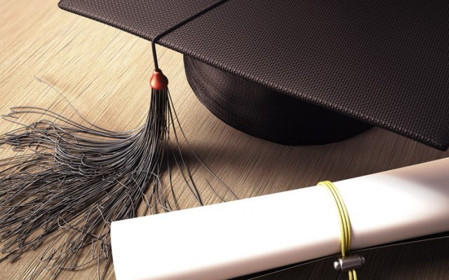 وزير التعليم العالي يؤكد الحرص على تأمين نهاية السنة الجامعية في أفضل الظروف