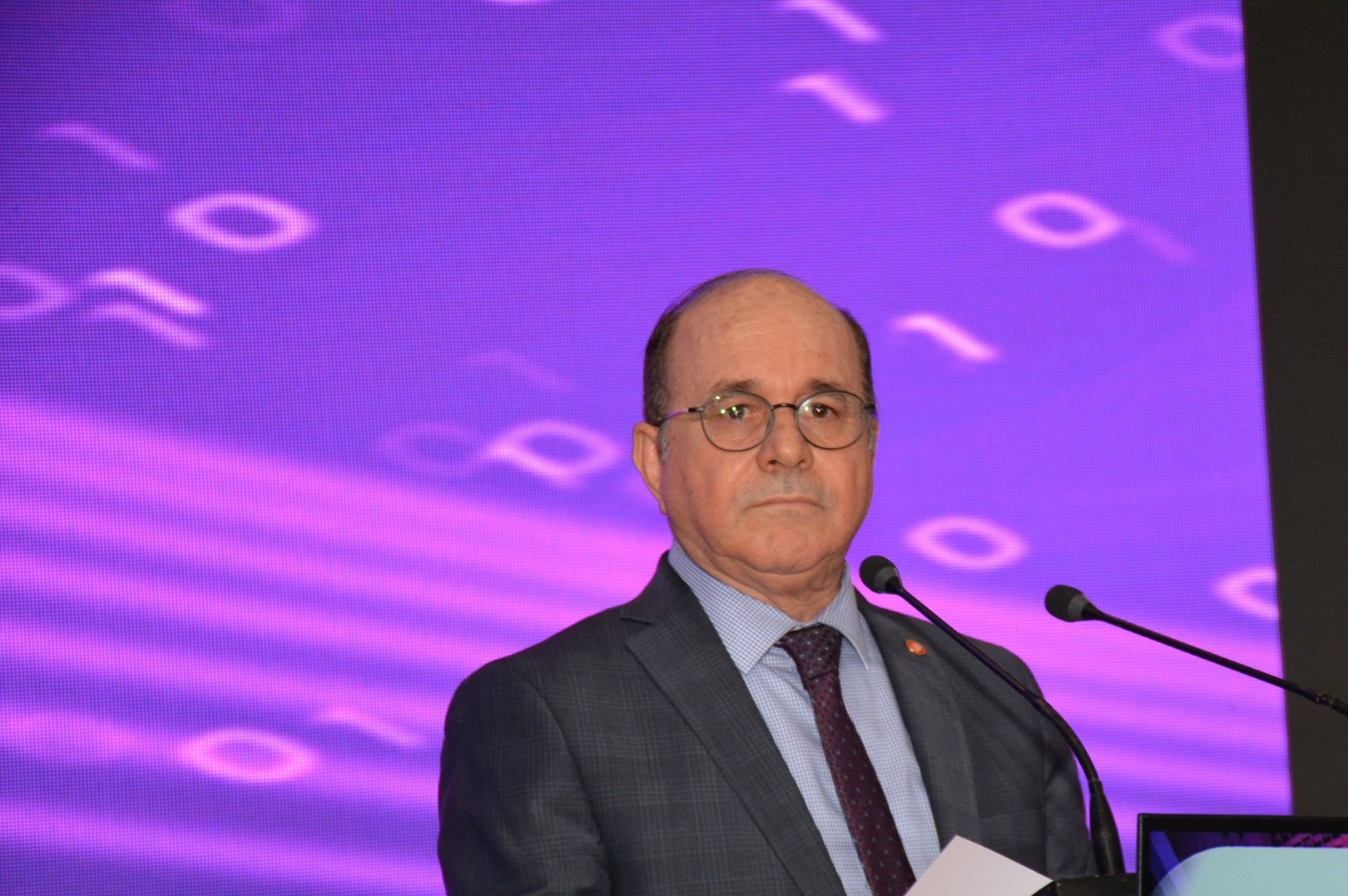 وزير السياحة يؤكد في افتتاح صالون الابتكار في الصناعات التقليدية الحرص على حماية هذه الصناعات من التقليد