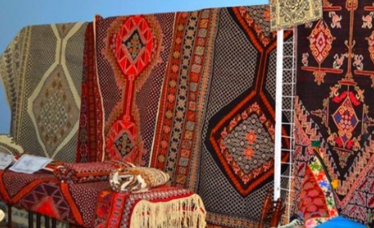 وزارة السياحة تعلن قائمة الفائزين رسميا بجوائز النهوض بالصناعات التقليدية والمسابقة الوطنية للنسيج لسنة 2024