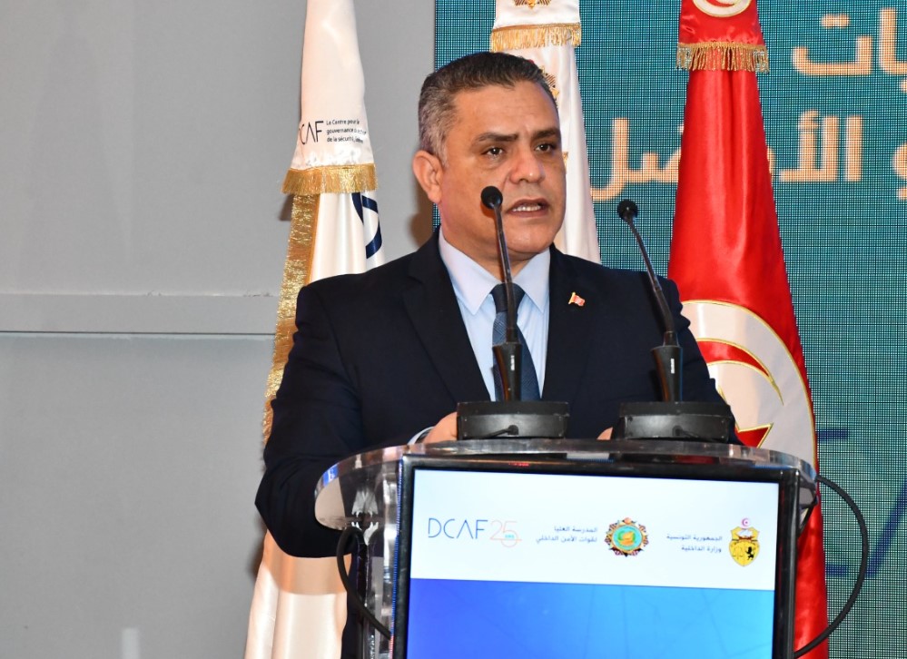 وزير الداخلية يُشرف على جلسة نقاش في ولاية تطاوين لطرح مشاغل المواطنين