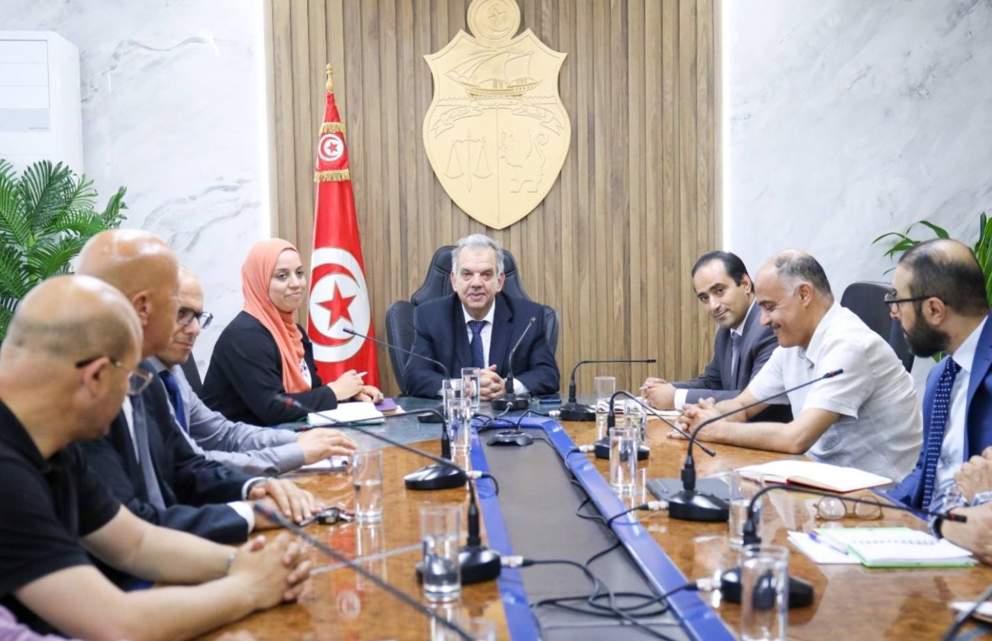 مباريات الأدوار النهائية لكأس تونس : وزير الشباب والرياضة يؤكــد ضرورة الاستعداد الجيد لتنظيم هذا العرس الكروي