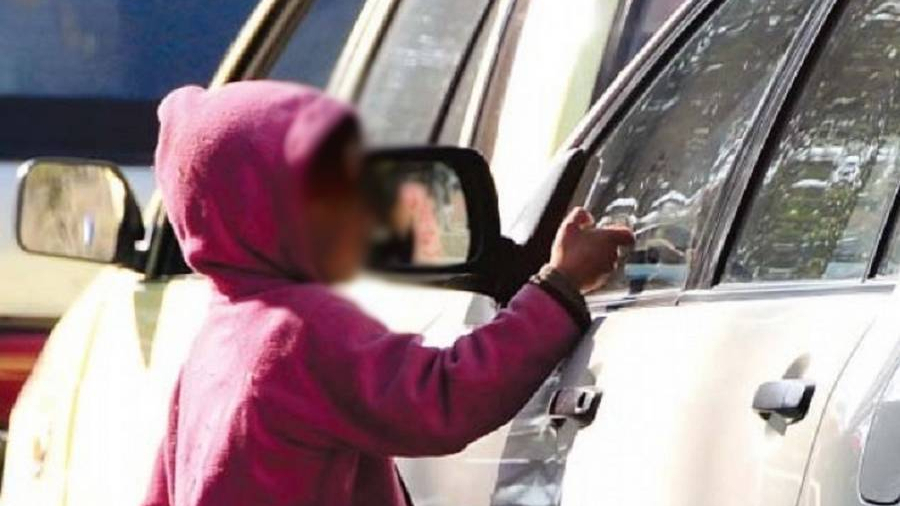  مدير عام الطفولة بوزارة الأسرة: دراسة في طور الإعداد لتقديم حلول لظاهرة تسول الأطفال