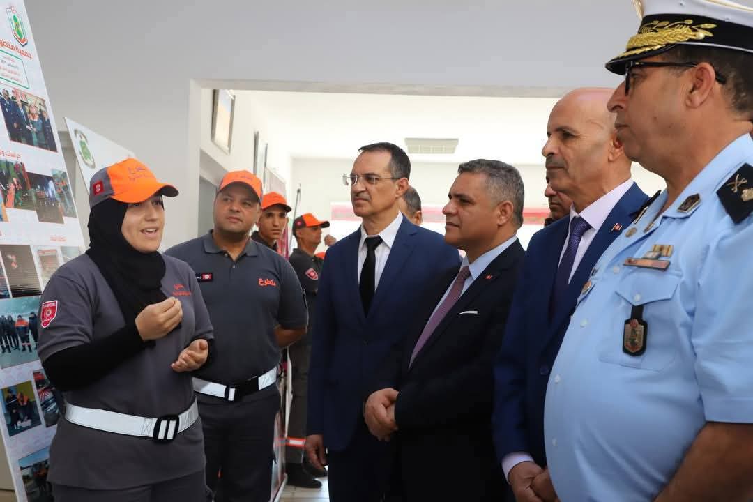 جلسة عمل مشتركة بين وزارة الفلاحة والدّاخليّة حول الاستعداد لحماية الثروة الفلاحية والغابية من الحرائق خلال صائفة 2025