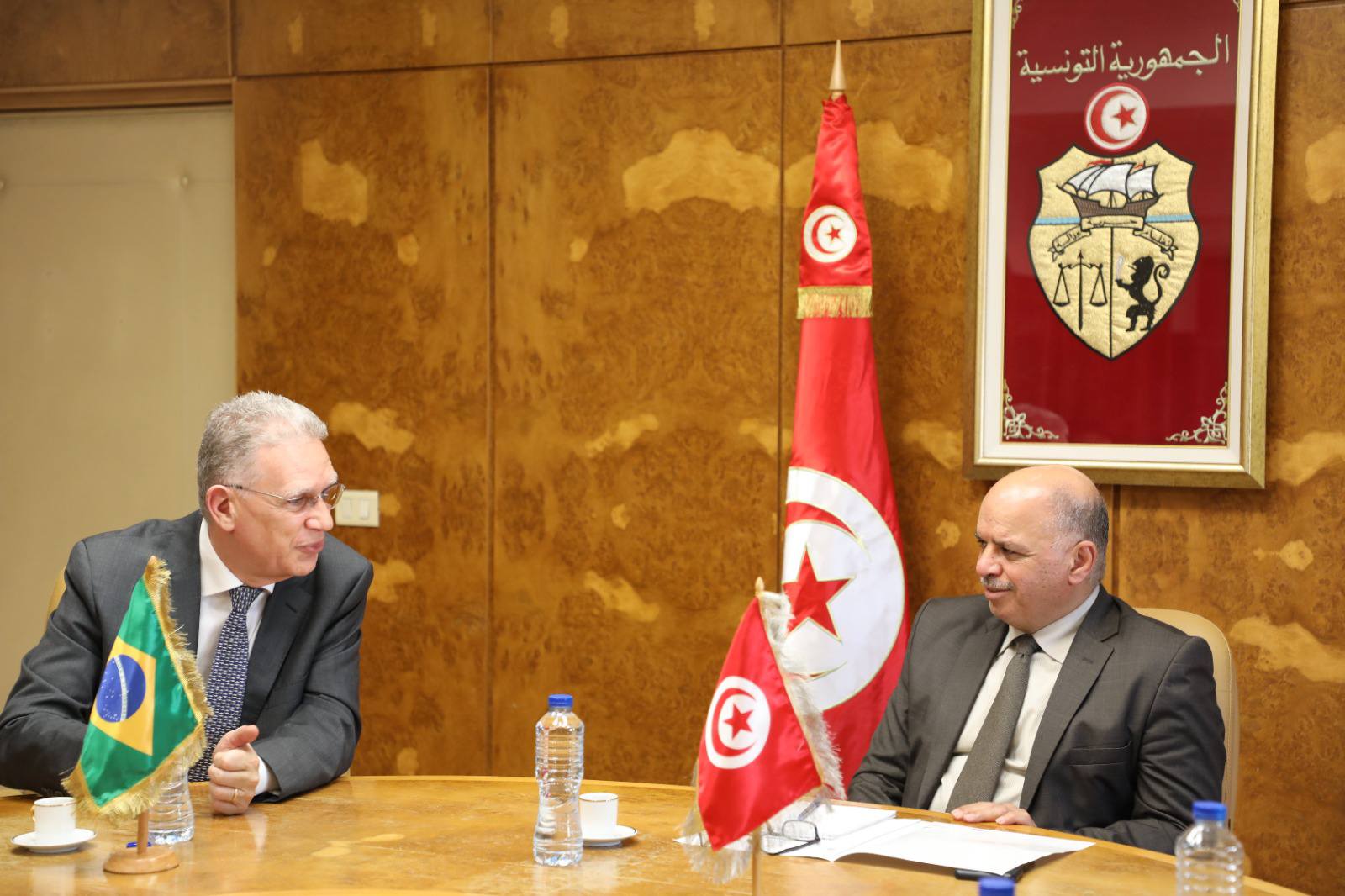 وزير النقل يلتقي وفــدا من شركة ’’إمبراير’’ البرازيلية لصناعة الطائرات 