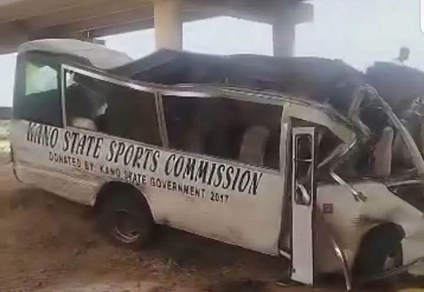  نيجيريا: وفاة 22 رياضيا في حادث تحطم حافلة 
