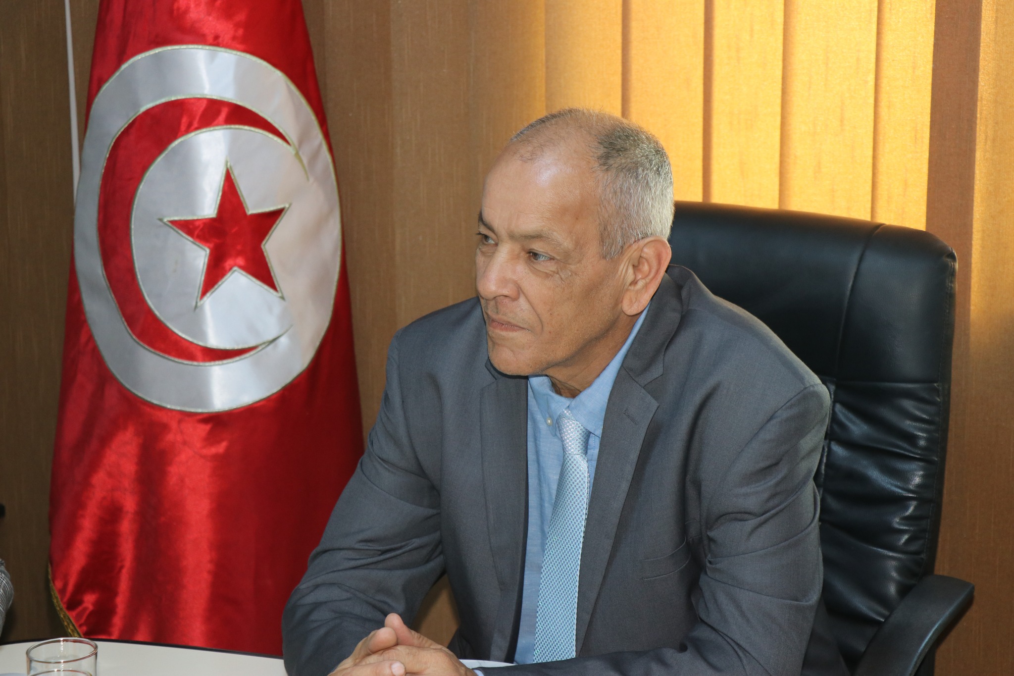 وزير البيئة يؤكد العمل على مقاومة الإنجراف البحري