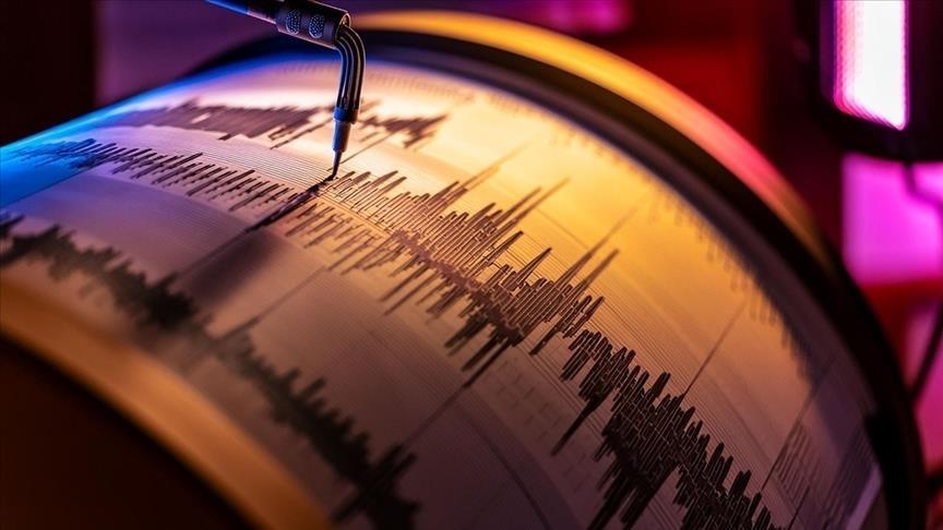 تركيا: وفاة فتاة وإصابة 69 شخصاً في زلزال بقوة 5.8 درجات ضرب بلدة مرمريس الساحلية