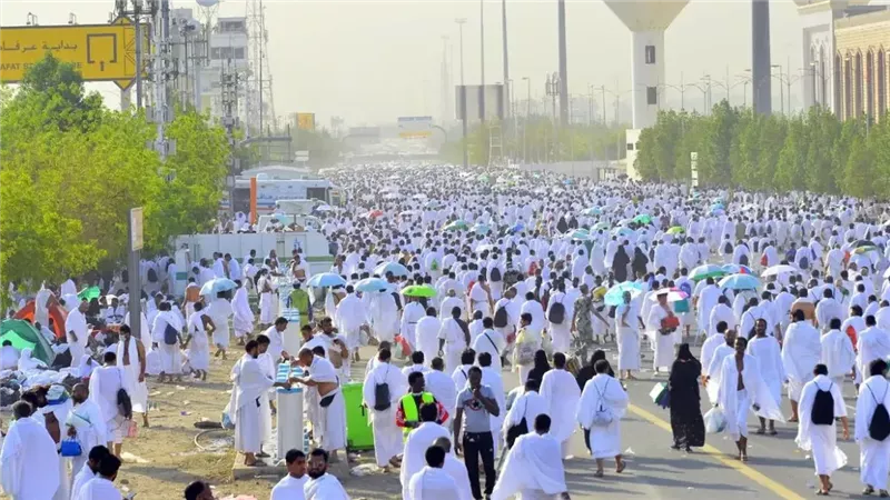 "مشعر منى" يبدأ في استقبال الحجاج لقضاء يوم التروية