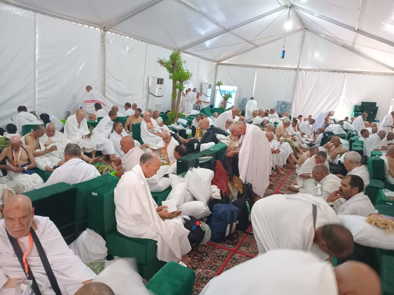 دعوة الحجاج إلى أخذ الاحتياطات اللازمة في ظل ارتفاع درجات الحرارة