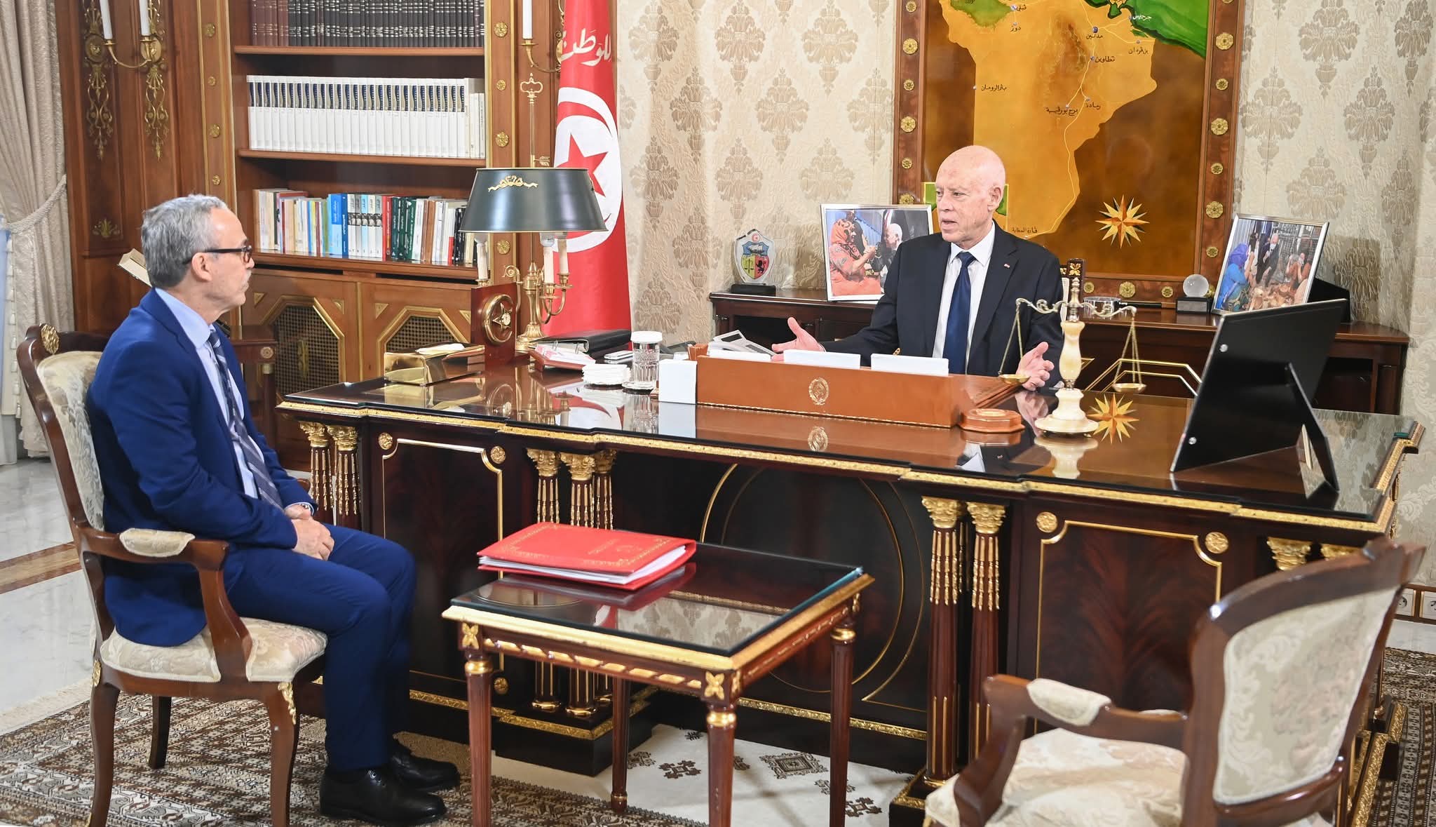 لدى استقباله وزير الشؤون الاجتماعية : سعيد يشدد على أن تكون الثورة التشريعية في مجال الشغل قائمة على العدل والإنصاف