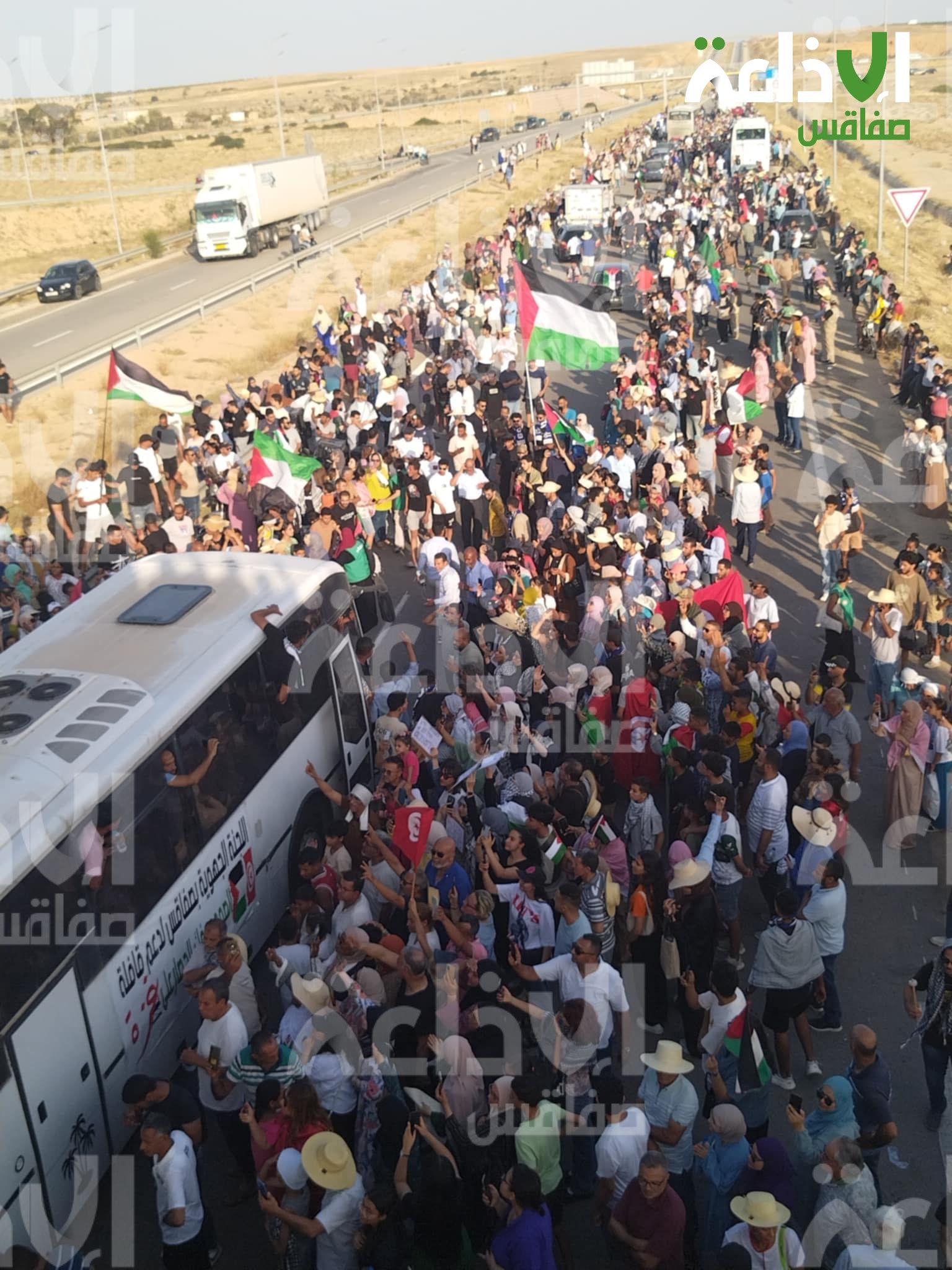  تونس  ..في استقبال قافلة الصمود ،تضامن وانسانية ودعم للقضية  