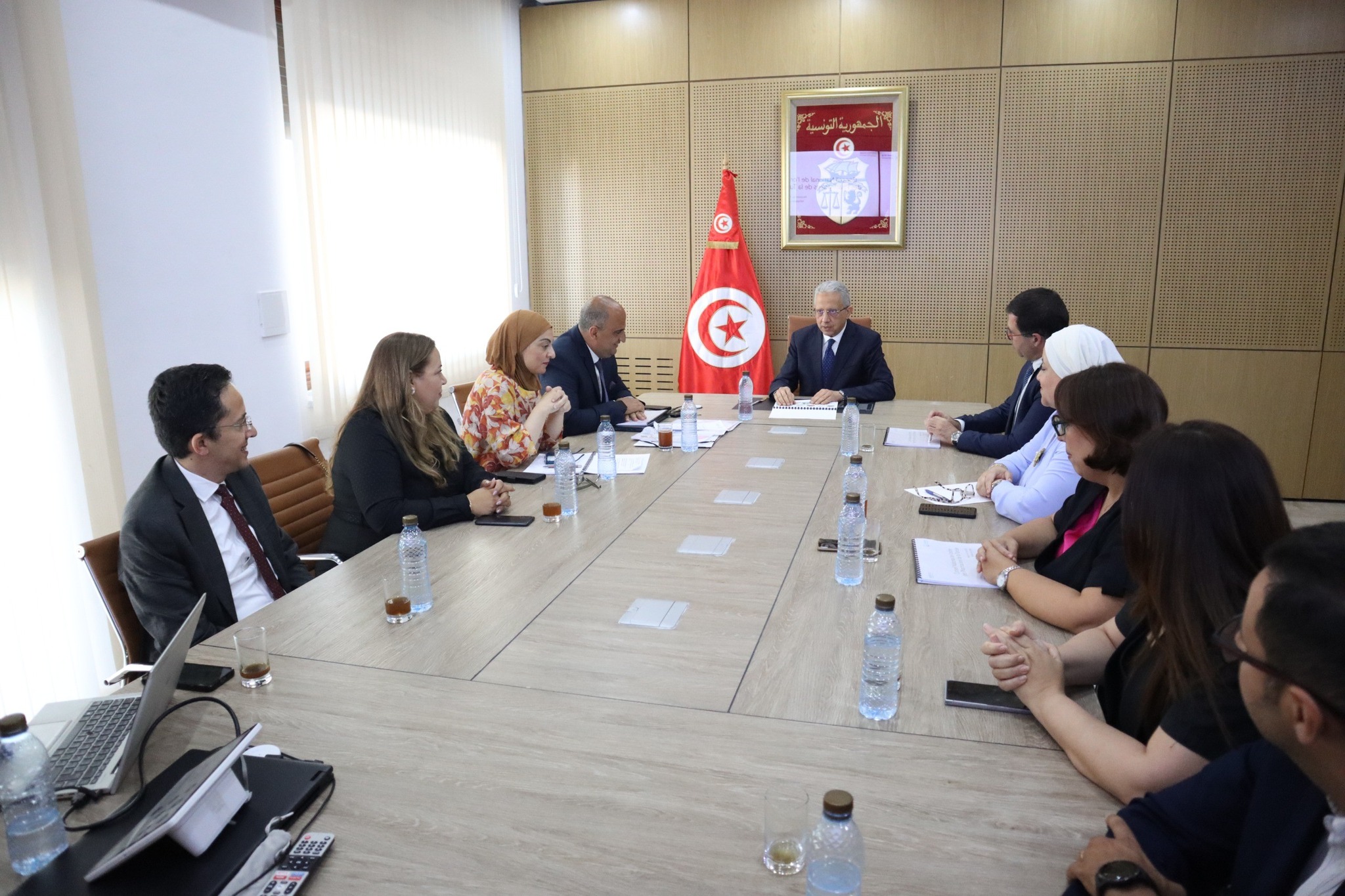 تحديث الإطار القانوني للقطاع الصيدلي محور اجتماع بوزارة الصحة