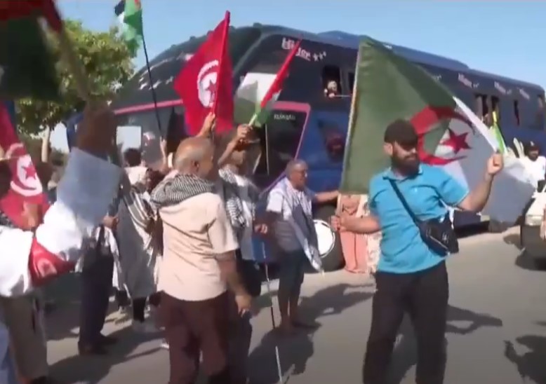 قافلة الصمود: عدد المشاركين في ارتفاع ولم نتلق أي رد رسمي إلى حد الآن بخصوص تأشيرة الدخول إلى مصر