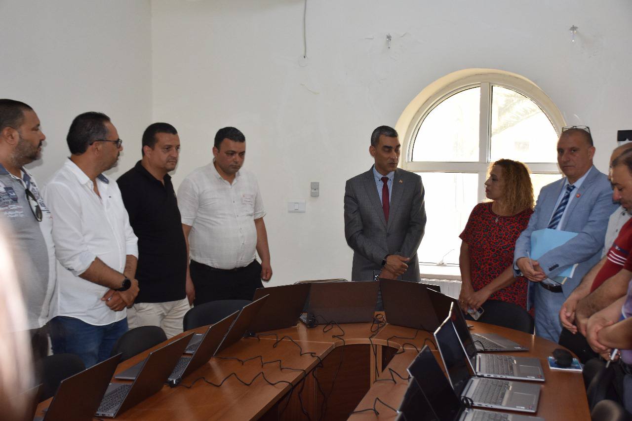 تخصيص قاعة إعلامية مجهزة بالكامل لفائدة أعضاء المجالس المحلية