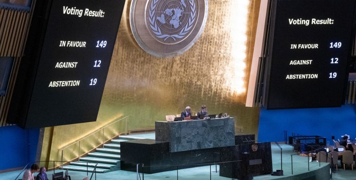 الجمعية العامة للأمم المتحدة تعتمد بالأغلبية قرارا يُطالب بوقف فوري لإطلاق النار في غزة