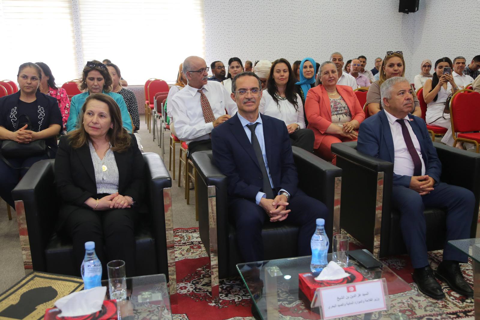 وزير الفلاحة: تصدير 195 ألف طن من زيت الزيتون نحو أكثر من 60 بلد خلال السبعة أشهر الأولى من سنة 2025