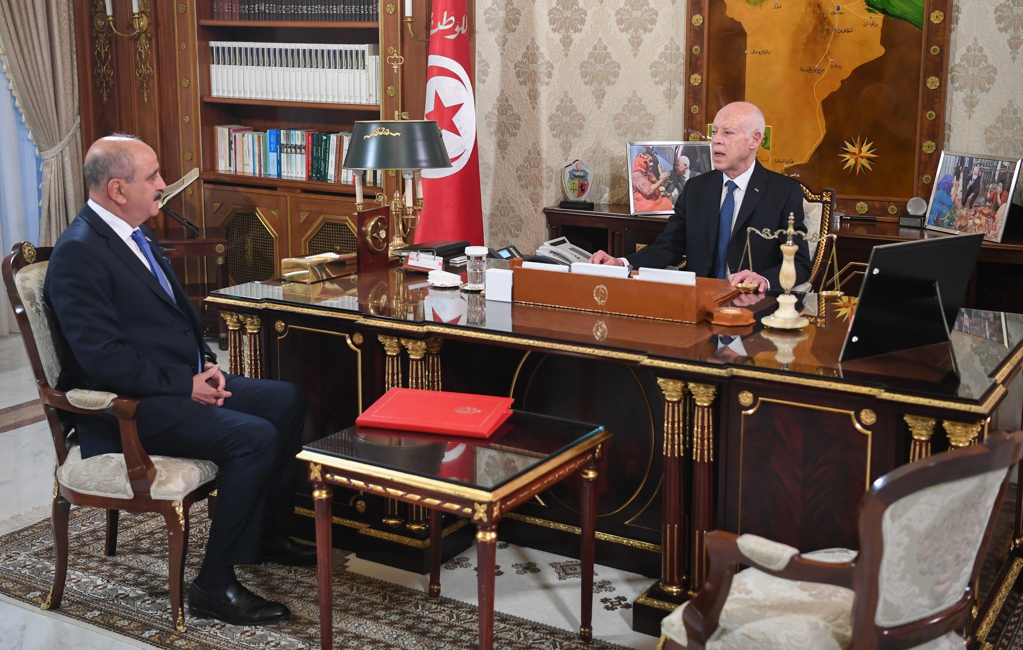 رئيس الجمهورية يشدّد على ثوابت الدبلوماسية التونسية في استقلال قرار الدولة وتنويع شراكاتها الاستراتيجية