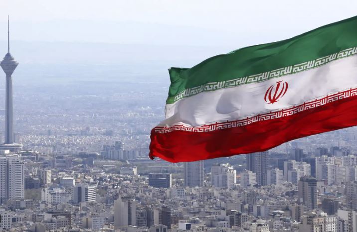ايران تنفي إطلاق صواريخ على الكيان بعد بدأ وقف إطلاق النار