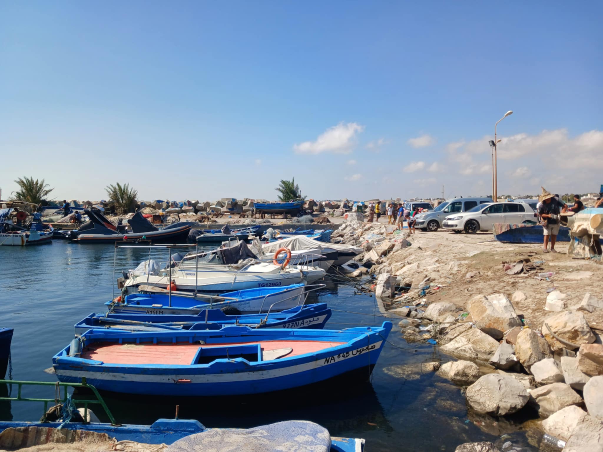 سحب قليلةو تواصل ارتفاع الحرارة