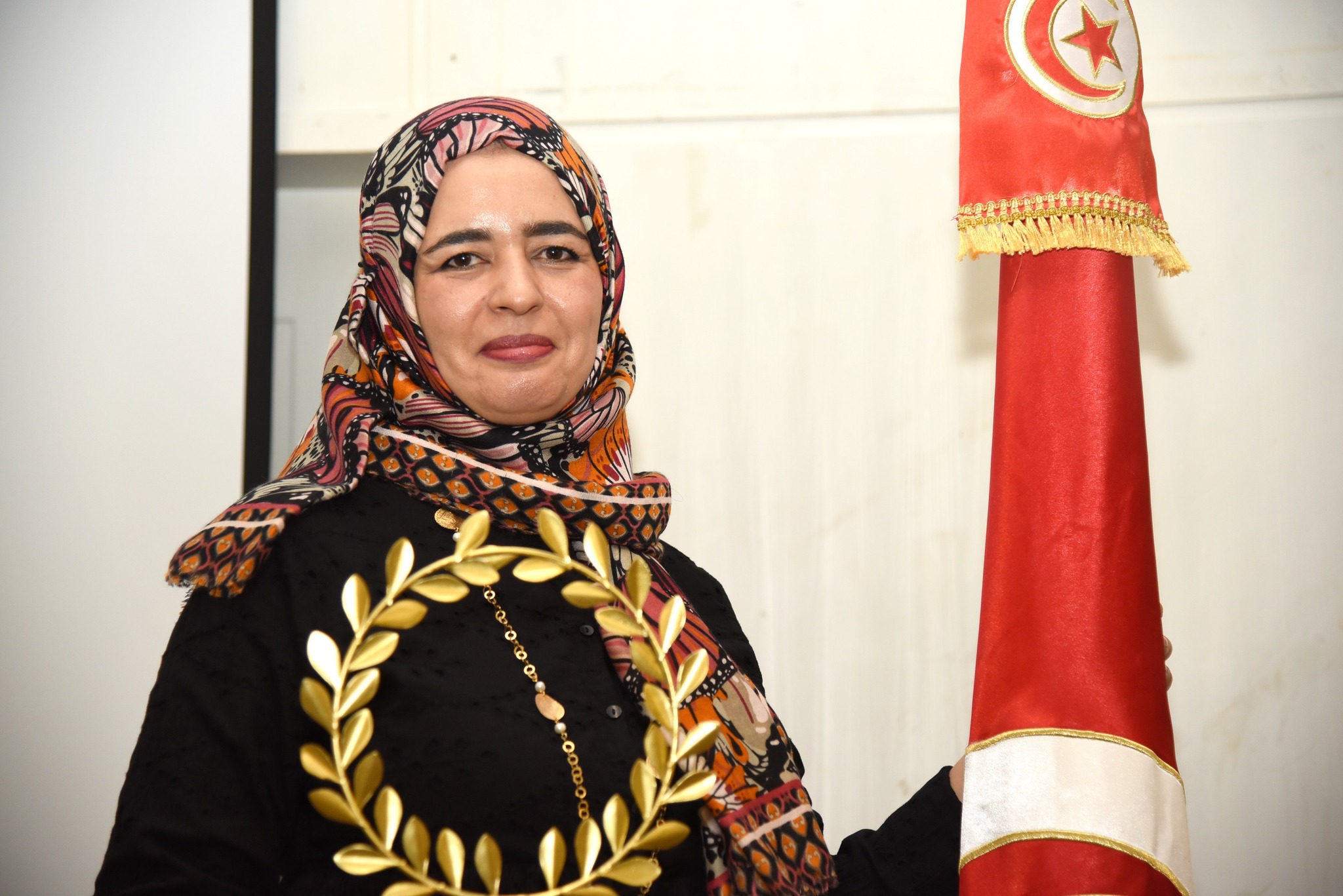  أسماء الصيد تحرز المرتبة الأولى في الملتقى الوطني للمبدعات العصاميات في التعبير التشكيلي