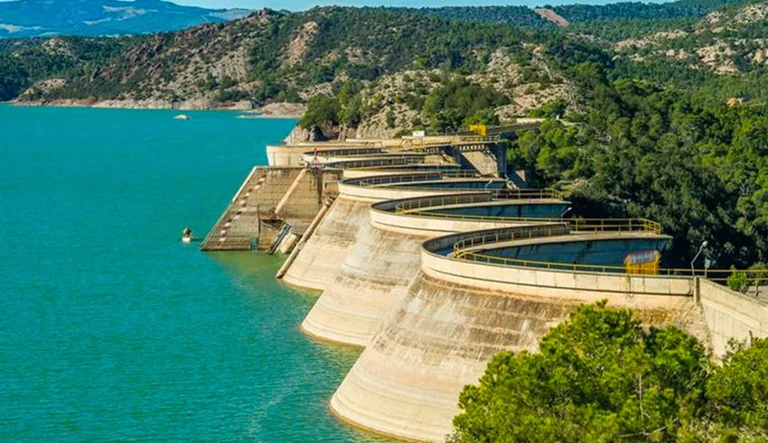 Amélioration des réserves en eau dans les barrages tunisiens avec une hausse importante de 28 %