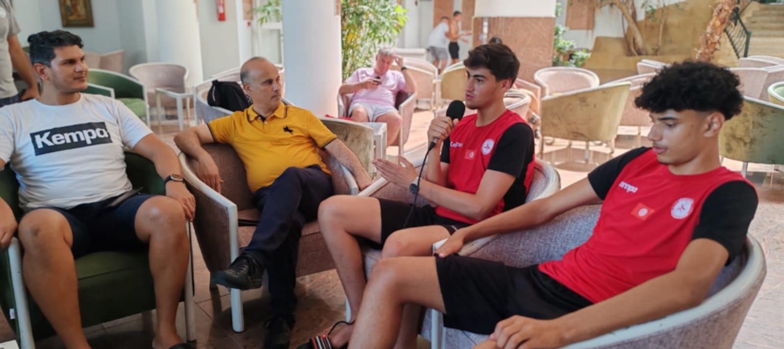 العدد الأول من برنامج  Summer Sport مع فوزي بن سالم وعاطف الزنايدي