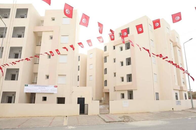 السكن الاجتماعي: توجه نحو تسوية وضعية الملكية لــ1400 حي والدولة تسعى إلى توفير حق السكن حلم كل تونسيّ