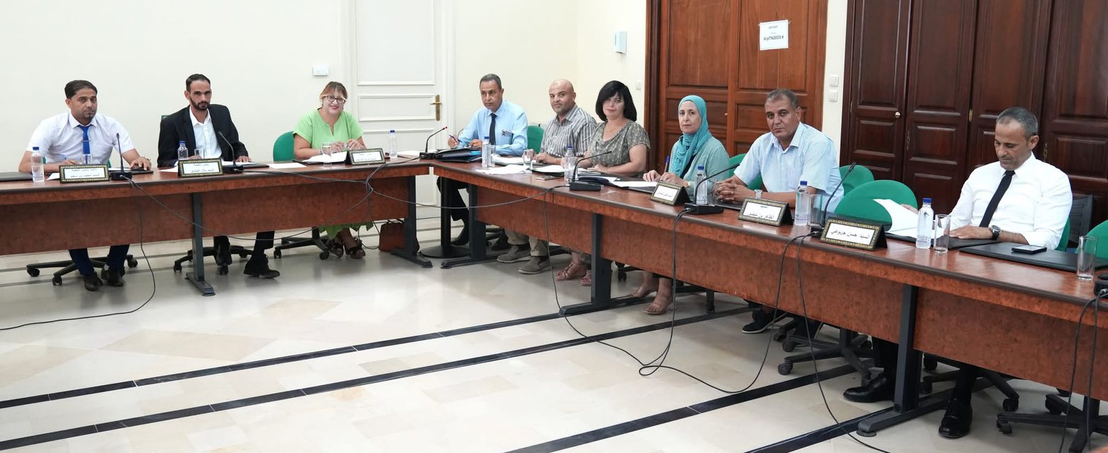 المصادقة على تقرير الزيارة الميدانية إلى عدد من مراكز تجميع الحبوب بولايتي بنزرت وباجة.