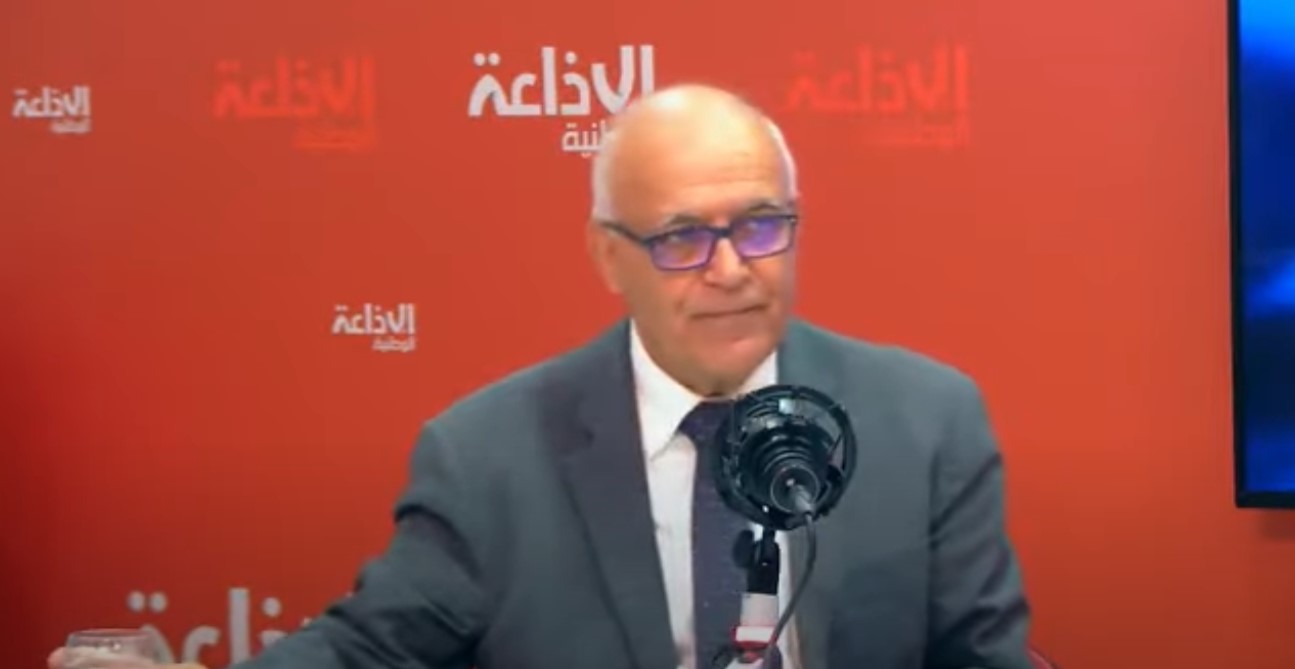 محمد صالح العياري: ارتفاع الدينار التونسي بـ200 مي أمام الدولار الأمريكي يضمن للميزانية 1140 مليون دينار