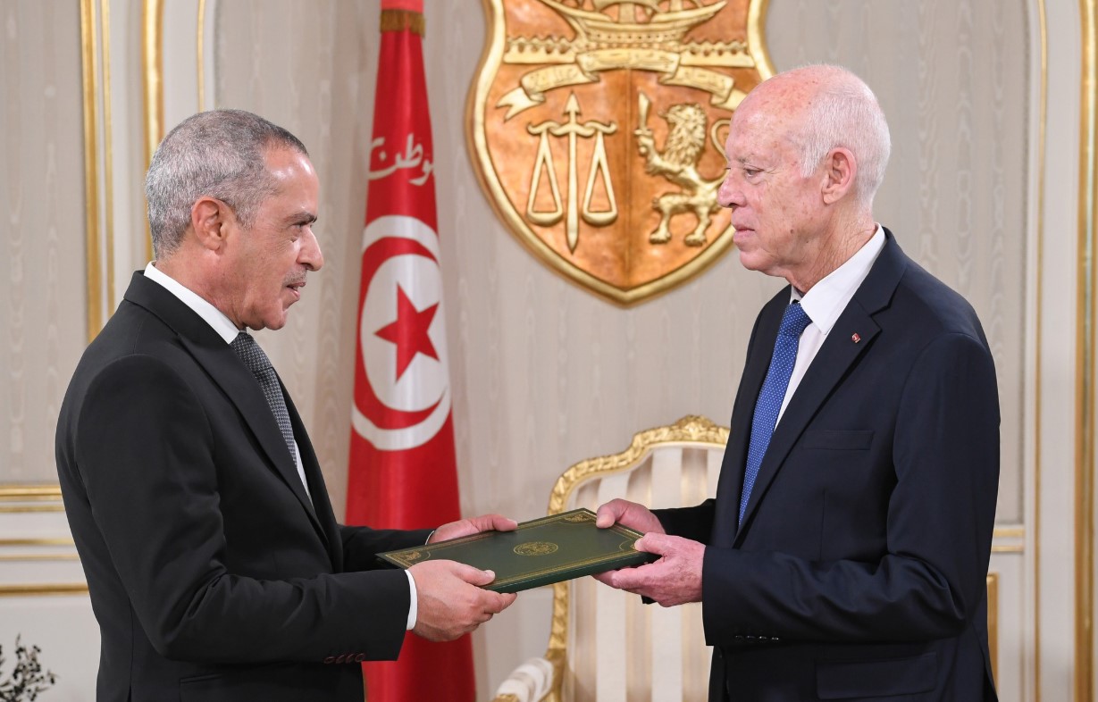 رئيس الجمهورية يتسلم رسالة دعوة من الرئيس الجزائري عبد المجيد تبون لحضور افتتاح الدورة الرابعة للمعرض الأفريقي للتجارة البينية   