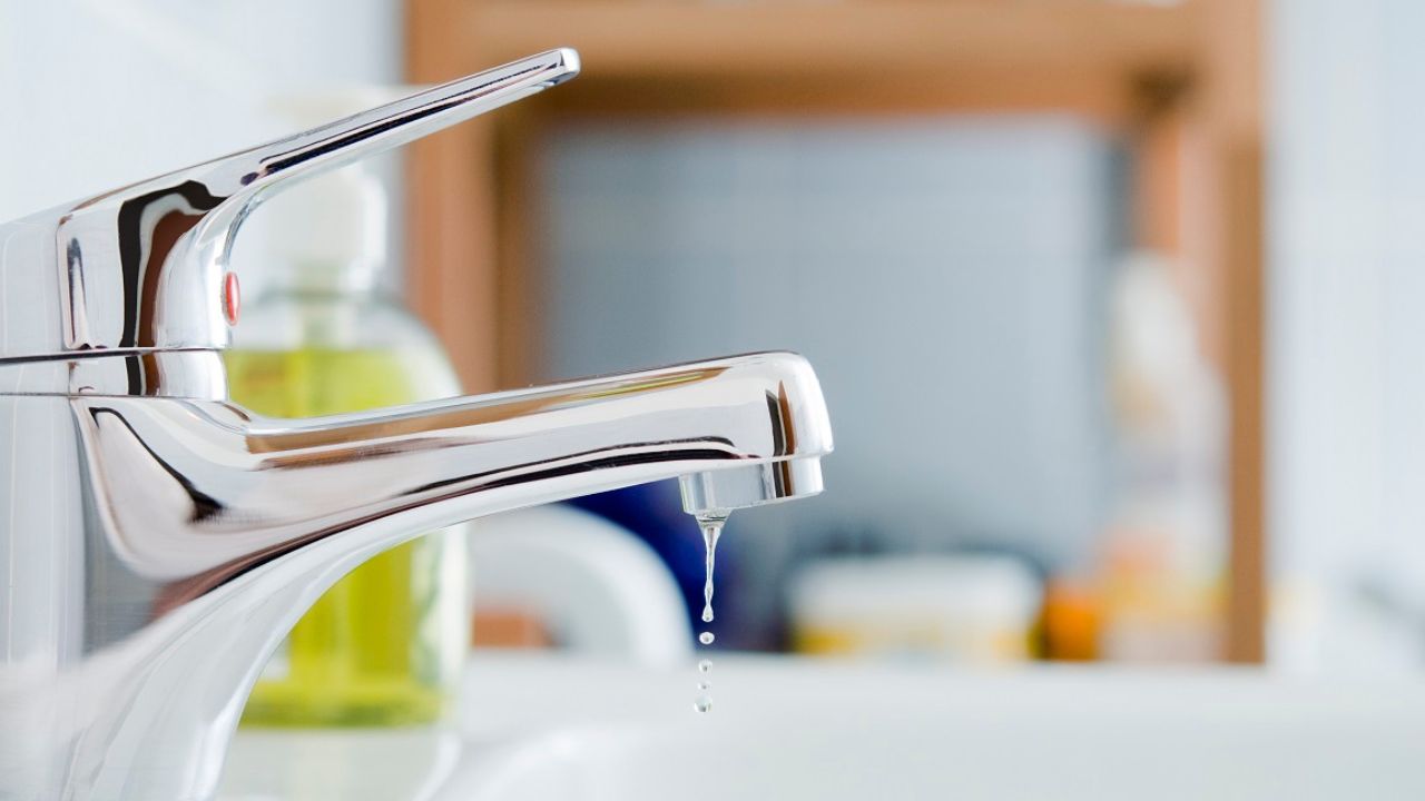 مساء اليوم: اضطراب في توزيع الماء بمناطق في المهدية والمنستير