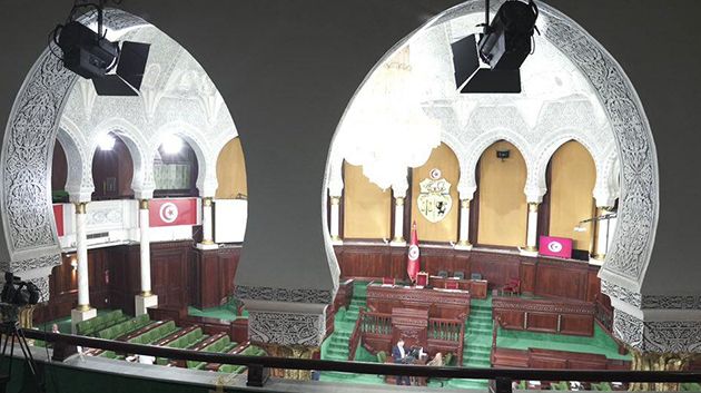 جلسة عامة بمجلس نواب الشعب للنظر في مشروع قانون تجديد وتطوير خطوط السكة الحديدية لنقل الفسفاط