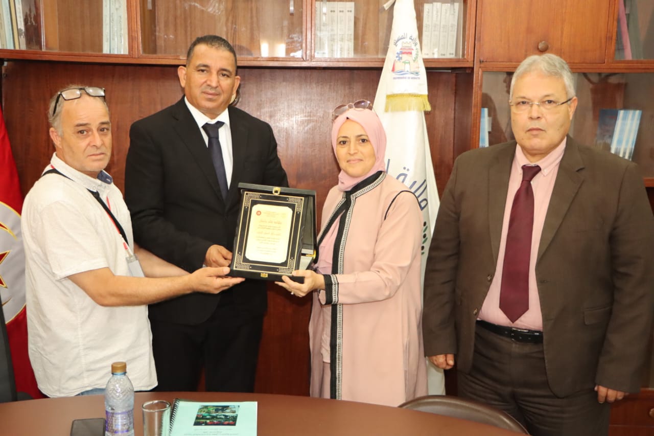 والي المنستير يستقبل المدير التنفيذي لجمعية "فيليز" إنترناسيونال.