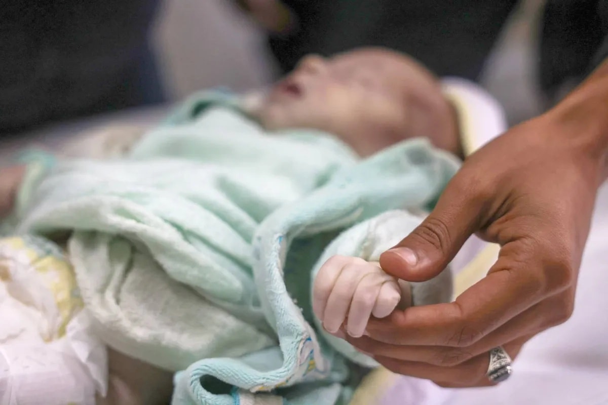 غزة: وفاة رضيع و03 أطفال آخرين بسبب الجوع خلال الساعات ال24 الماضية.