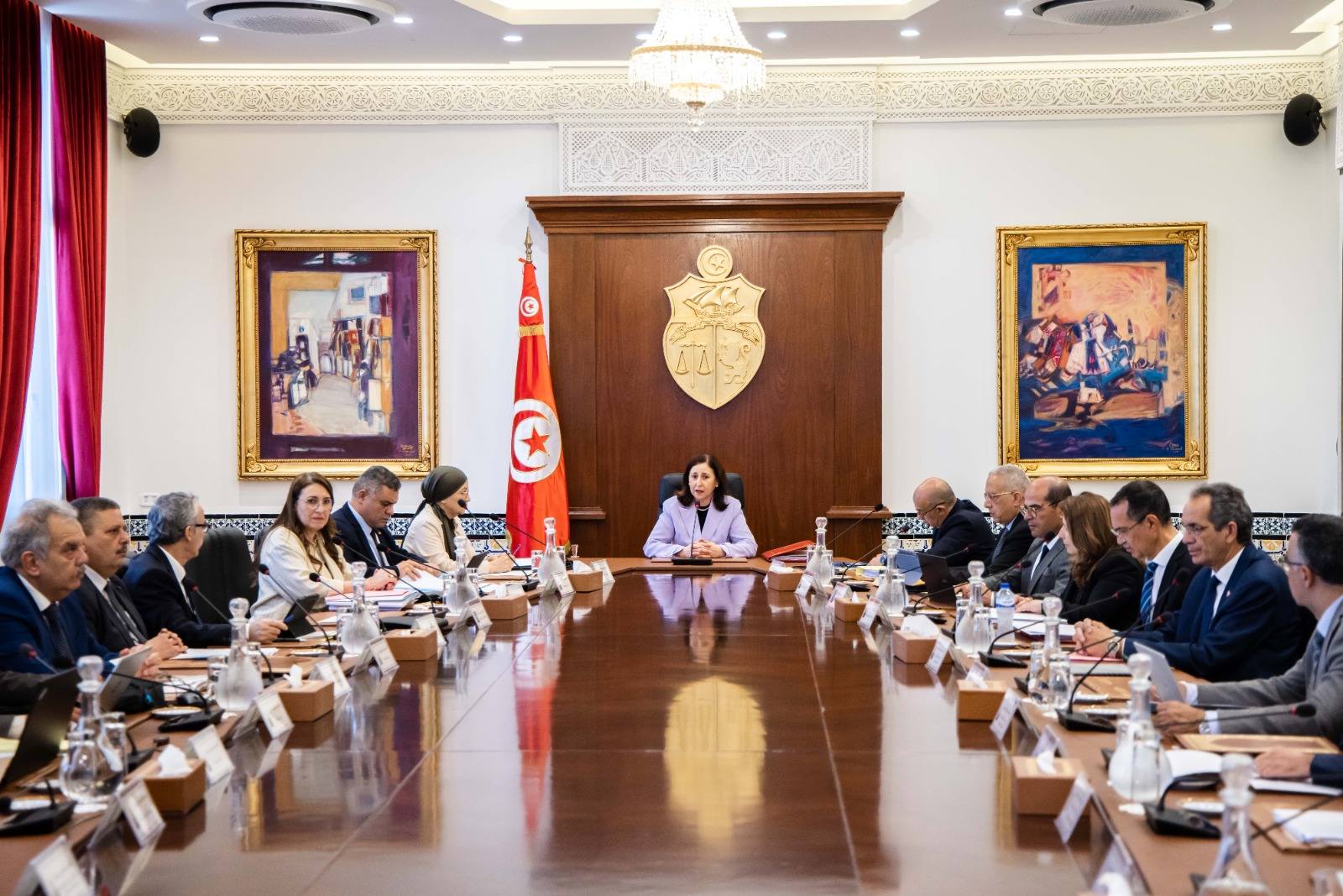 متابعة تقدم إعداد مشروع قانون المالية لسنة 2026 محور مجلس وزاري.