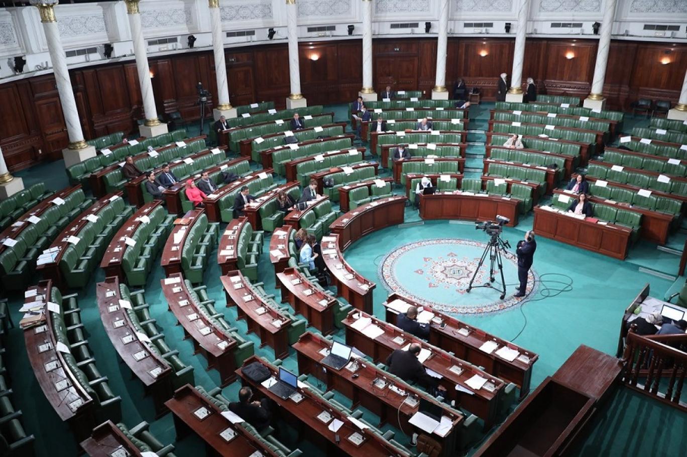 البرلمان بناقش غدا اتفاقية ضمان لتعبئة 70 مليون دولار من المؤسّسة الدّولية الإسلامية لتمويل التّجارة لتمويل شراءات الغاز الطبيعي