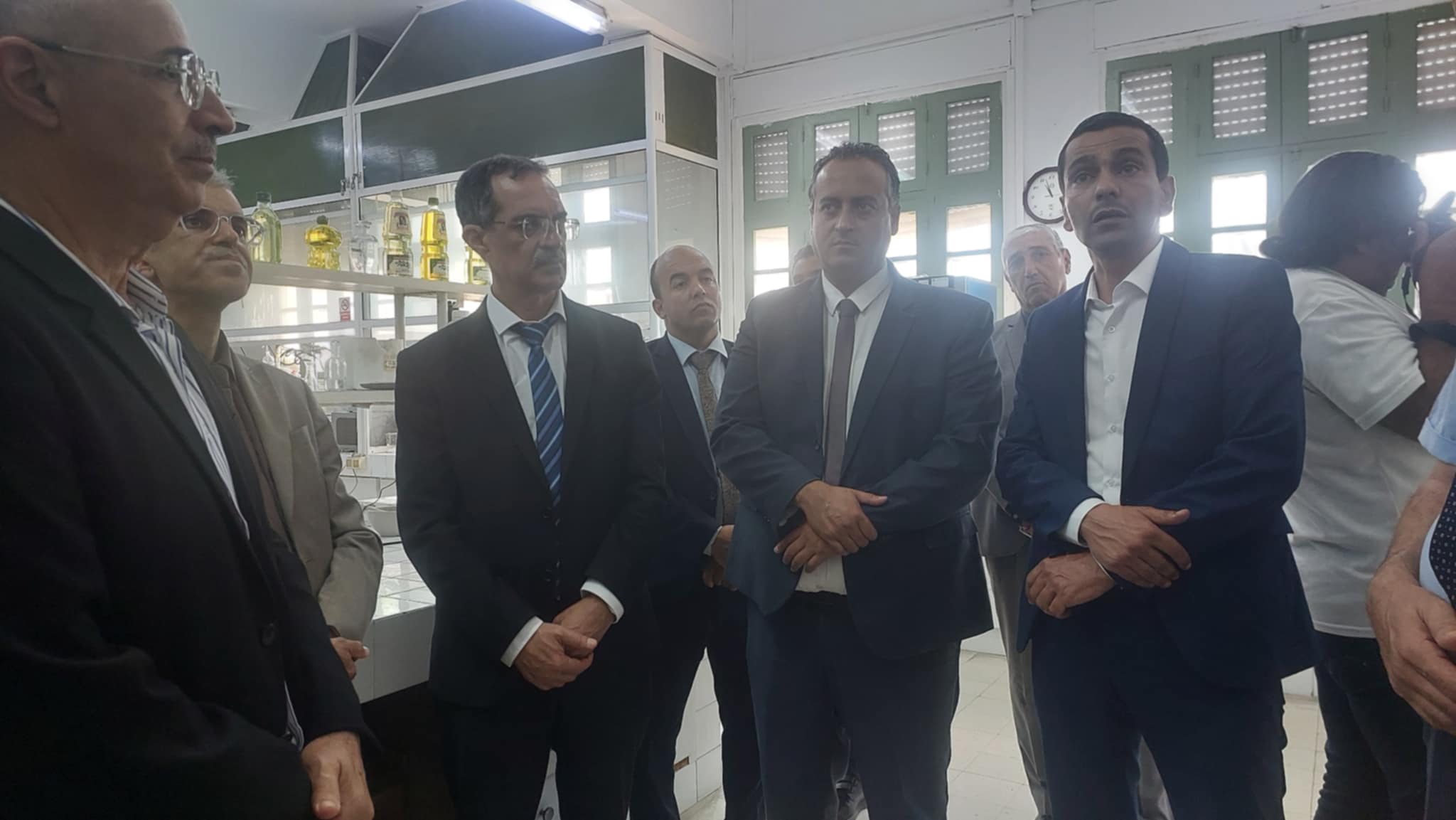 وزير الفلاحة في زيارة الى ديوان الزيت بصفاقس 