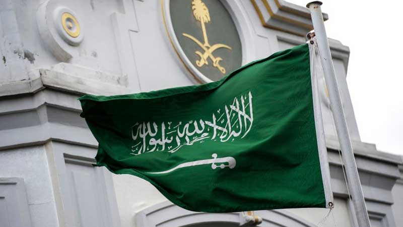  السعودية ترحب بإعلان الرئيس الفرنسي عزم بلاده الاعتراف بدولة فلسطين