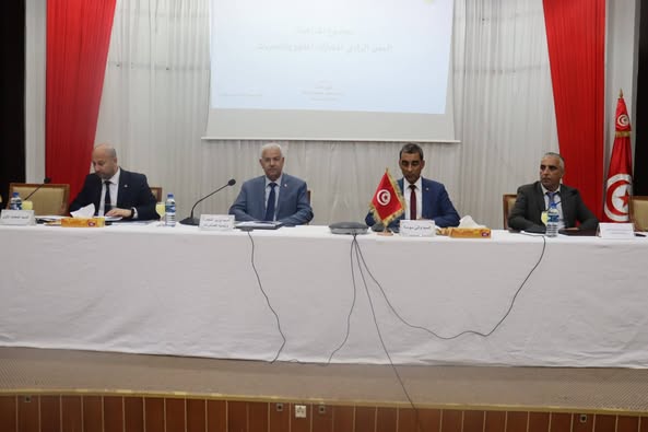 وزير التجارة يؤكد أهمية التكوين لفائدة المراقبين الاقتصاديين ولأجهزة المساندة والمرافقة لعمليات المراقبة الاقتصادية