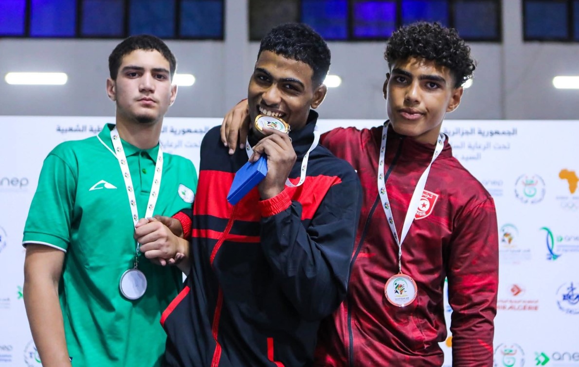 الألعاب الإفريقية المدرسية الأولى الجزائر :  تتويج عدد من الأبطال التونسيين في المصارعة الرومانية  