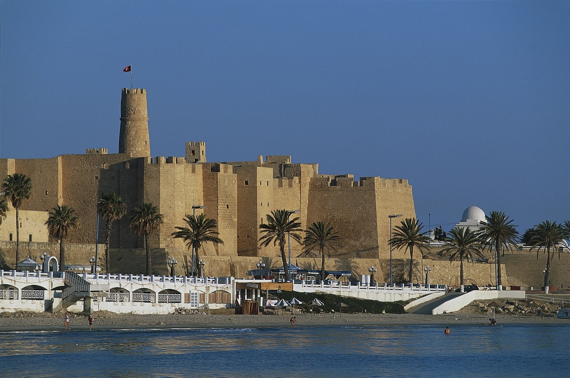 على إثر سقوط تجهيزات ضوئية على ركح قصر الرباط إدارة مهرجان المنستير الدولي تصدر بلاغا توضيحيا